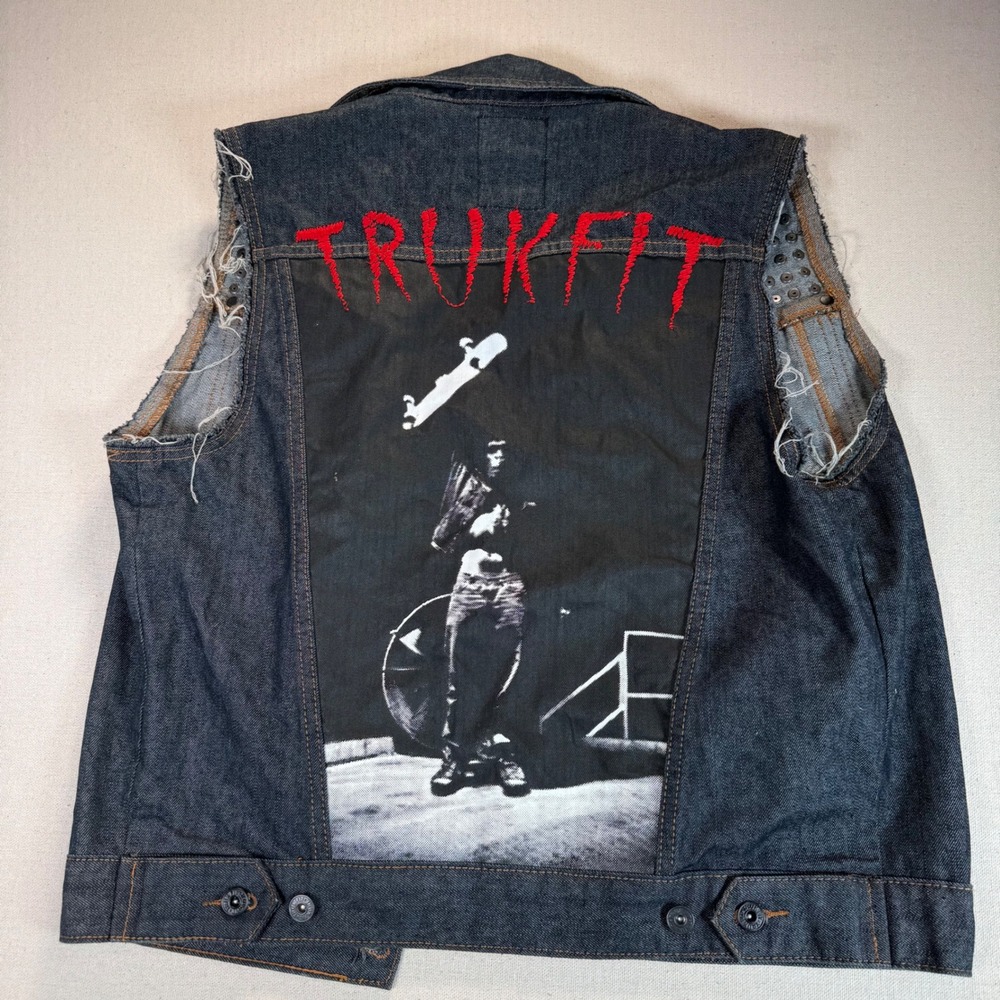 Trukfit Lil Wayne Mens Denim Vest Large Studded Skateboard Graphic Streetwear